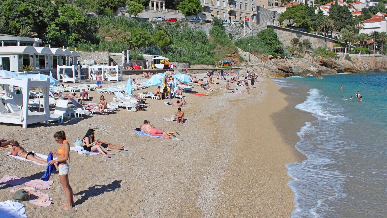 Photo of Others in Ploce
