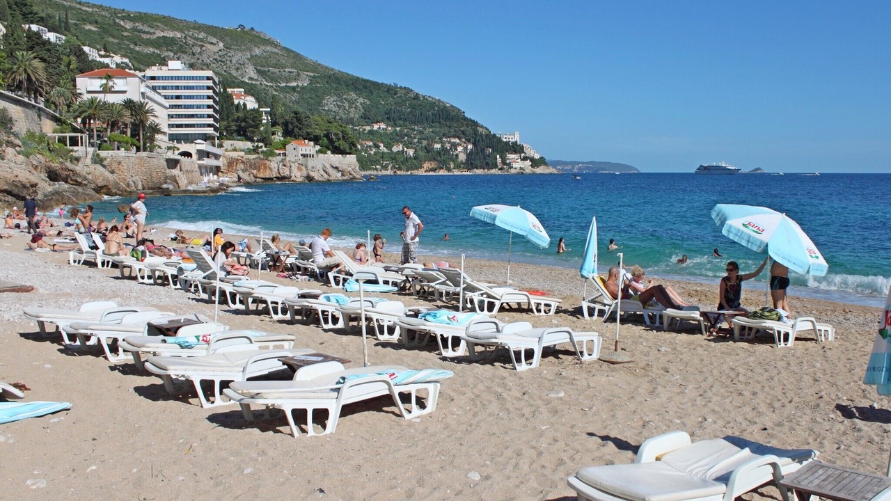 Photo of Others in Ploce