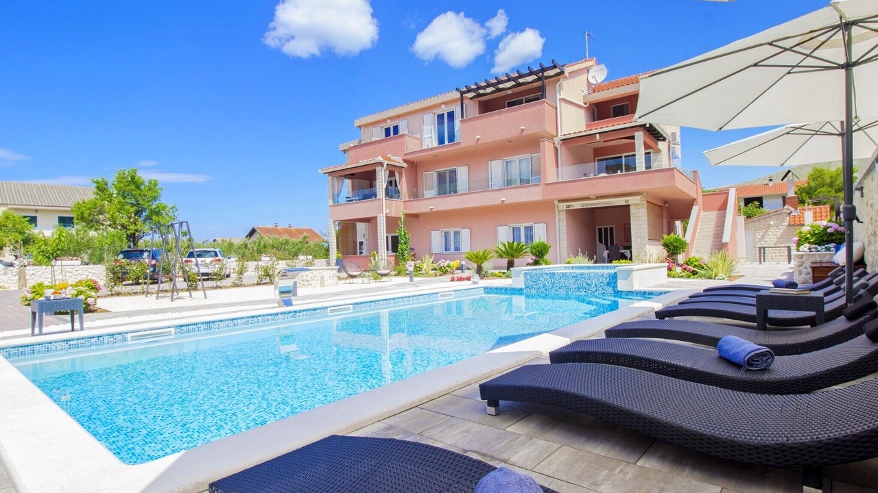 Photo of Outdoor in Grebastica