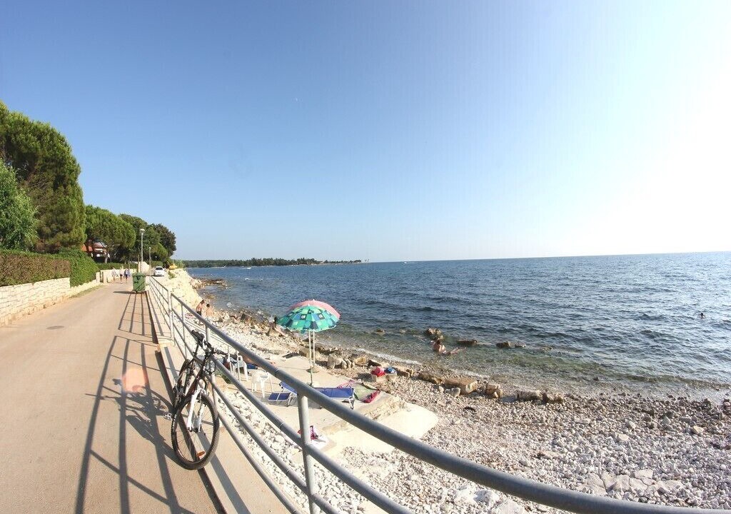 Photo of Others in Lovrecica