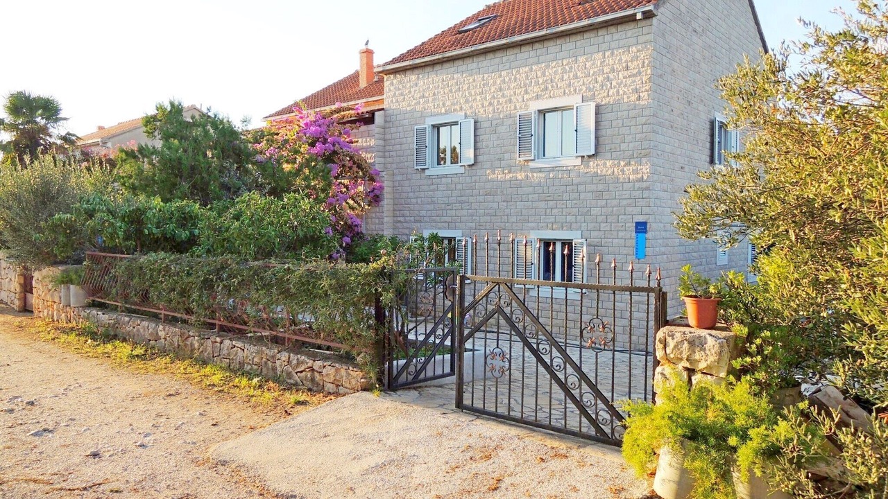 Photo of Outdoor in Mirce