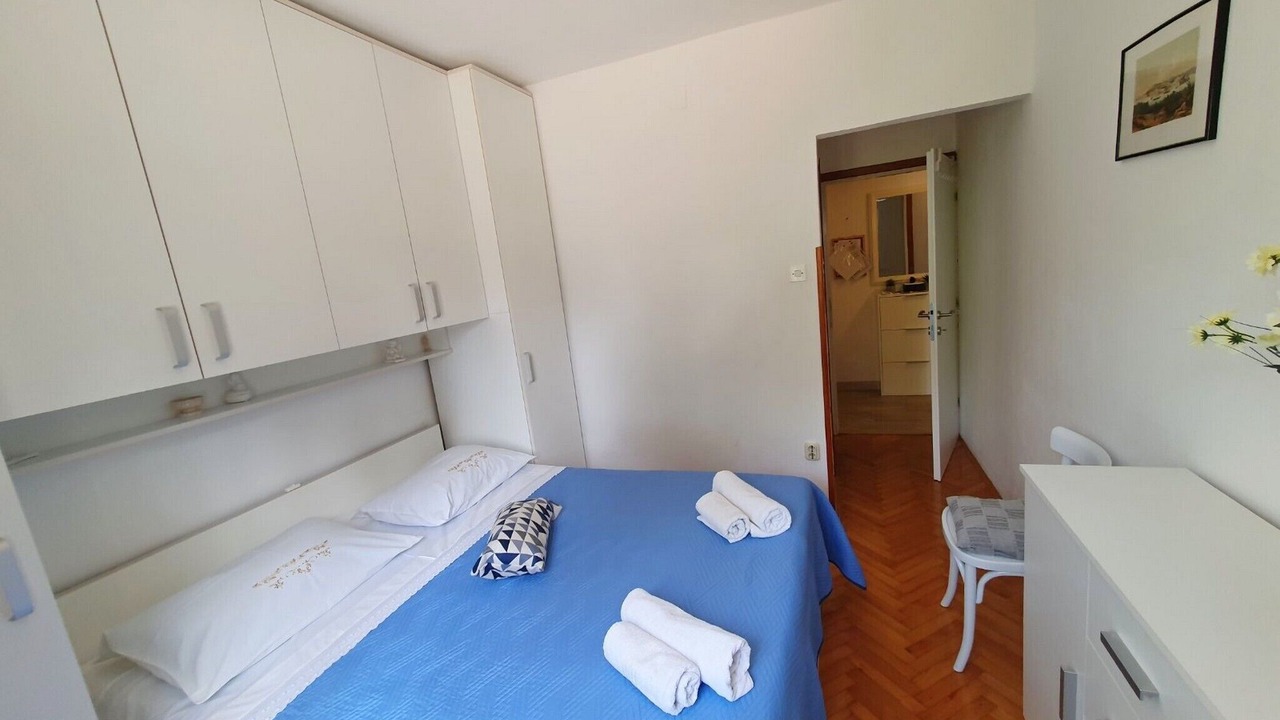 Photo of Bedroom in Mirce
