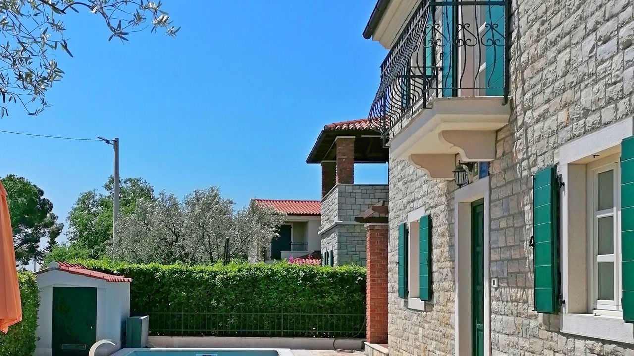 Photo of Outdoor in Buici