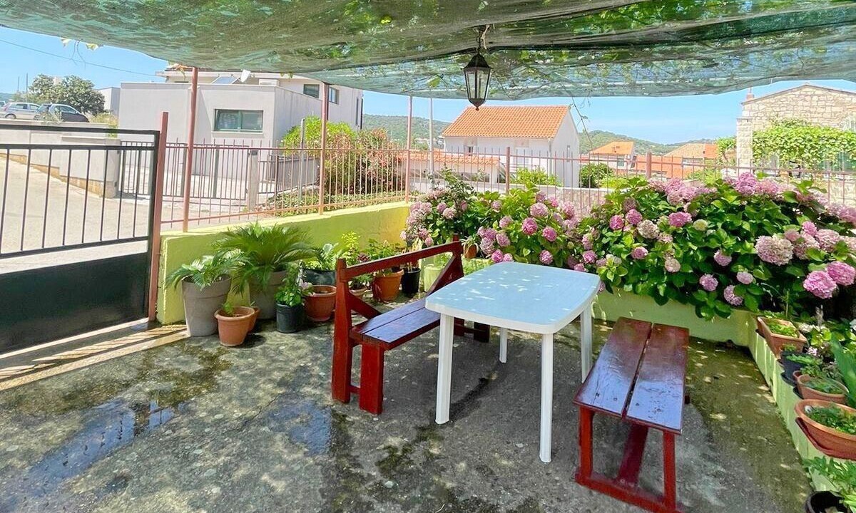 Photo of Outdoor in Vis