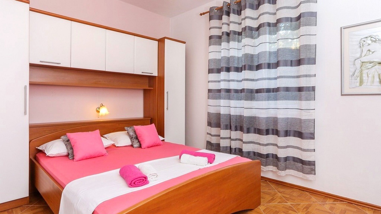 Photo of Bedroom in Brsecine