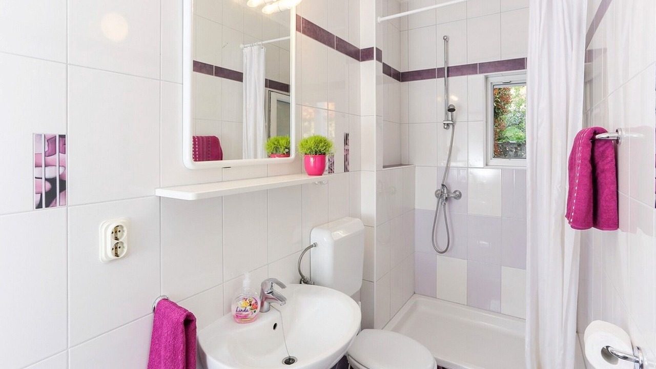 Photo of Bathroom in Brsecine