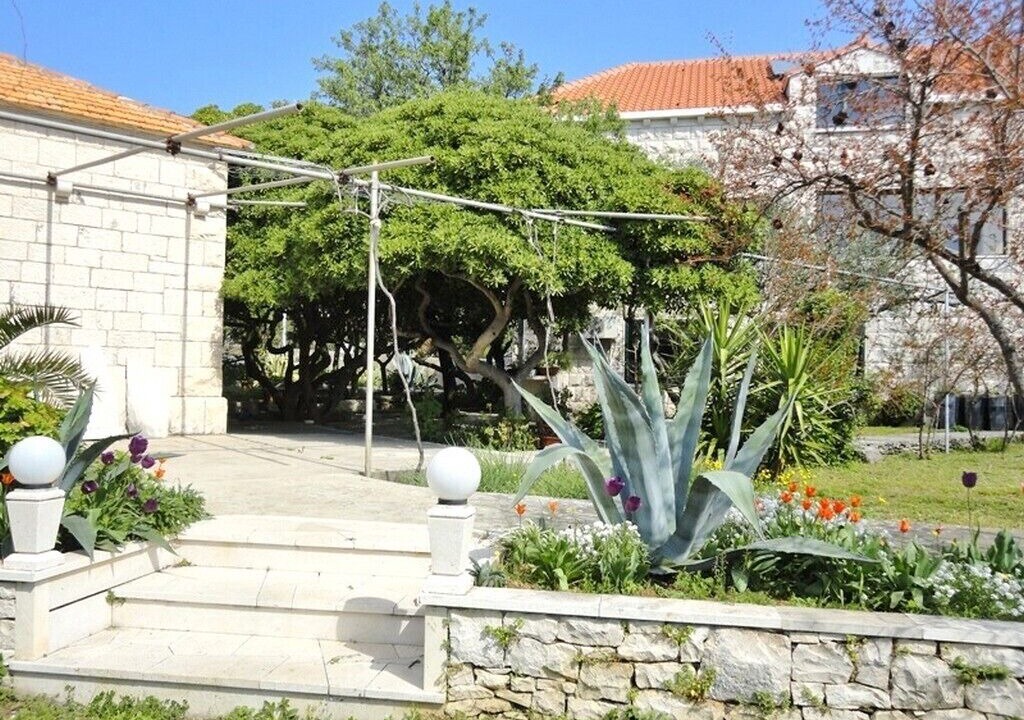 Photo of Outdoor in Sumartin
