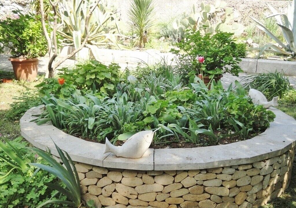 Photo of Outdoor in Sumartin