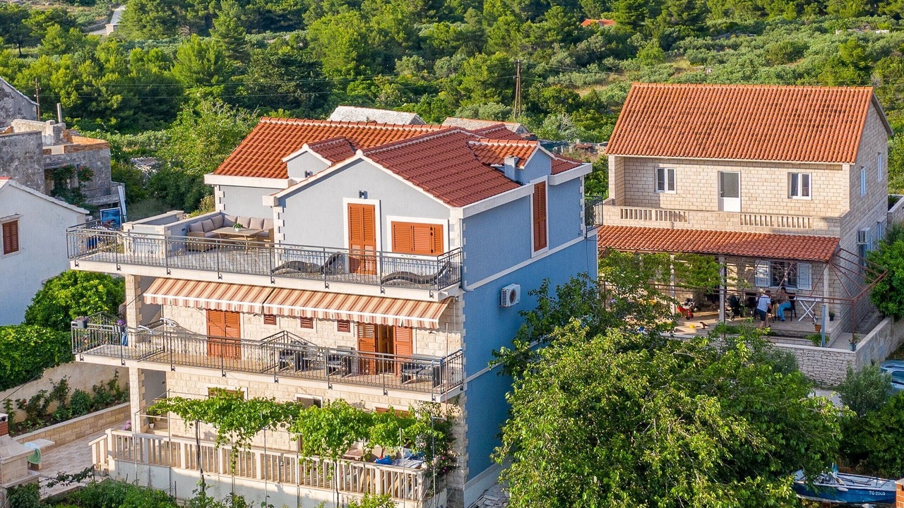 Photo of Outdoor in Sumartin