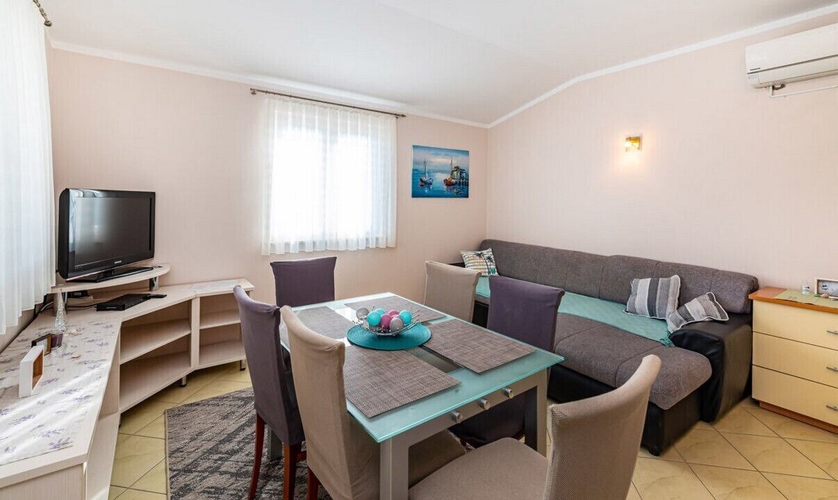Photo of Livingroom in Razanac
