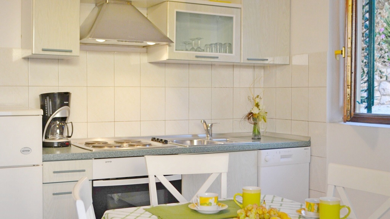 Photo of Kitchen in Supetarska Draga