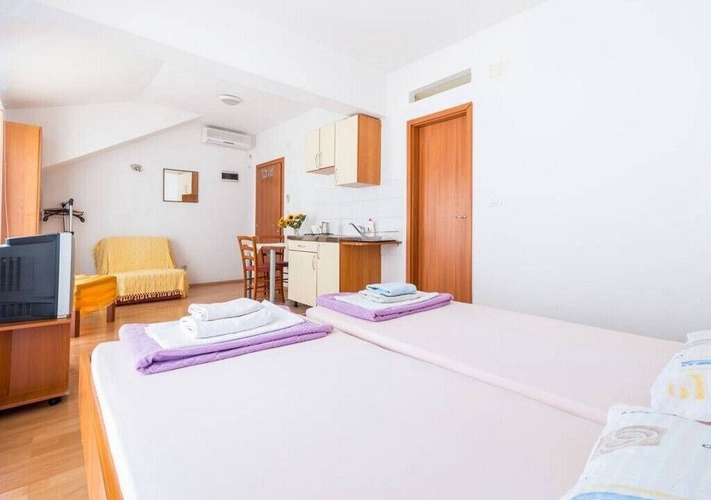 Photo of Bedroom in Gornji Kono