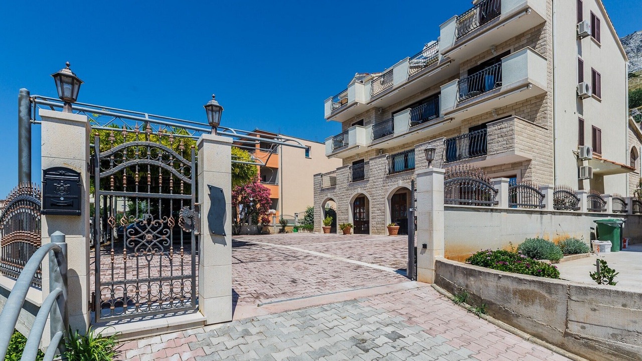 Photo of Outdoor in Duce