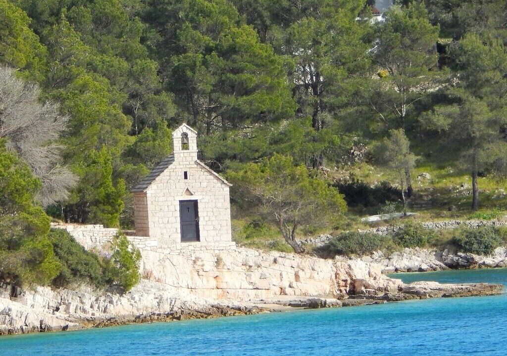 Photo of Others in Cove Osibova (Milna)