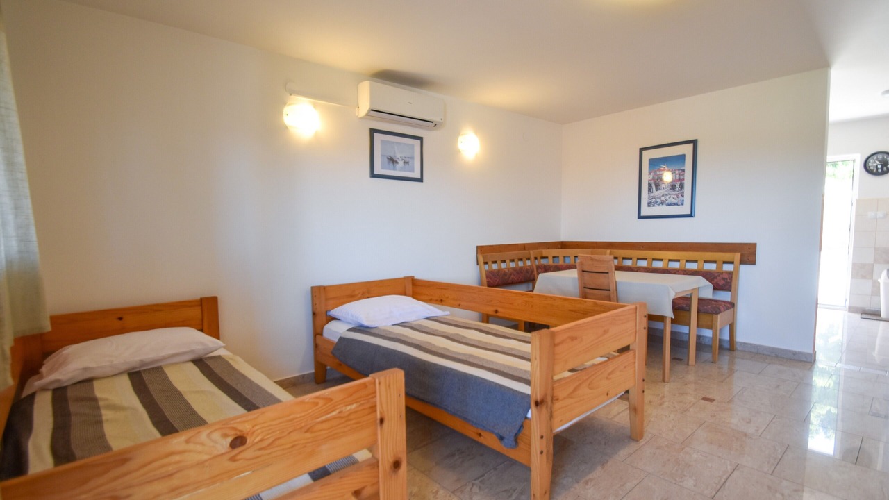 Photo of Bedroom in Banjol