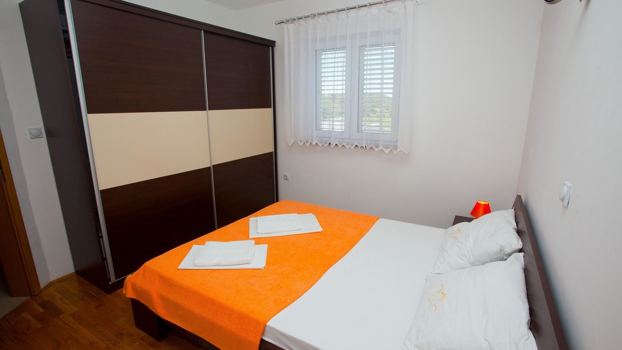 Photo of Bedroom in Banjol