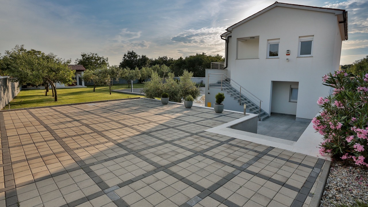 Photo of Outdoor in Valbandon