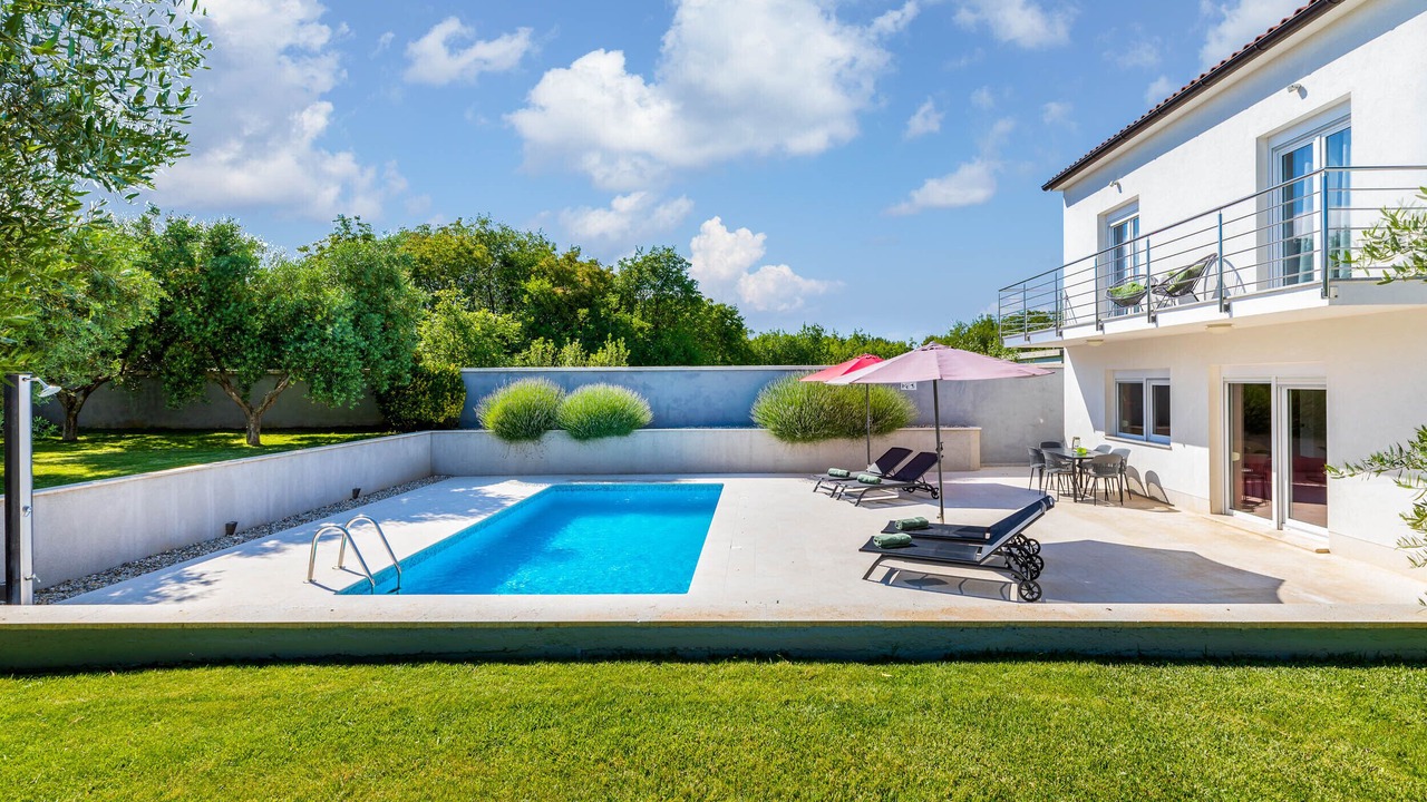 Photo of Outdoor in Valbandon