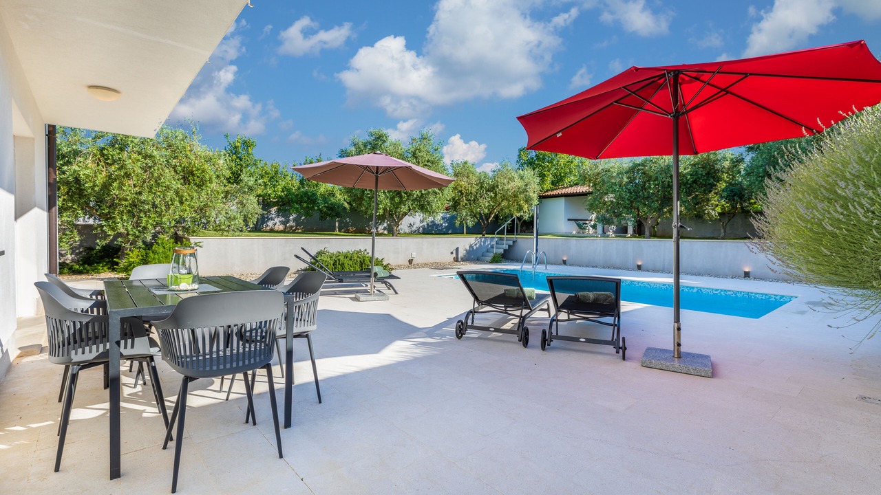 Photo of Outdoor in Valbandon