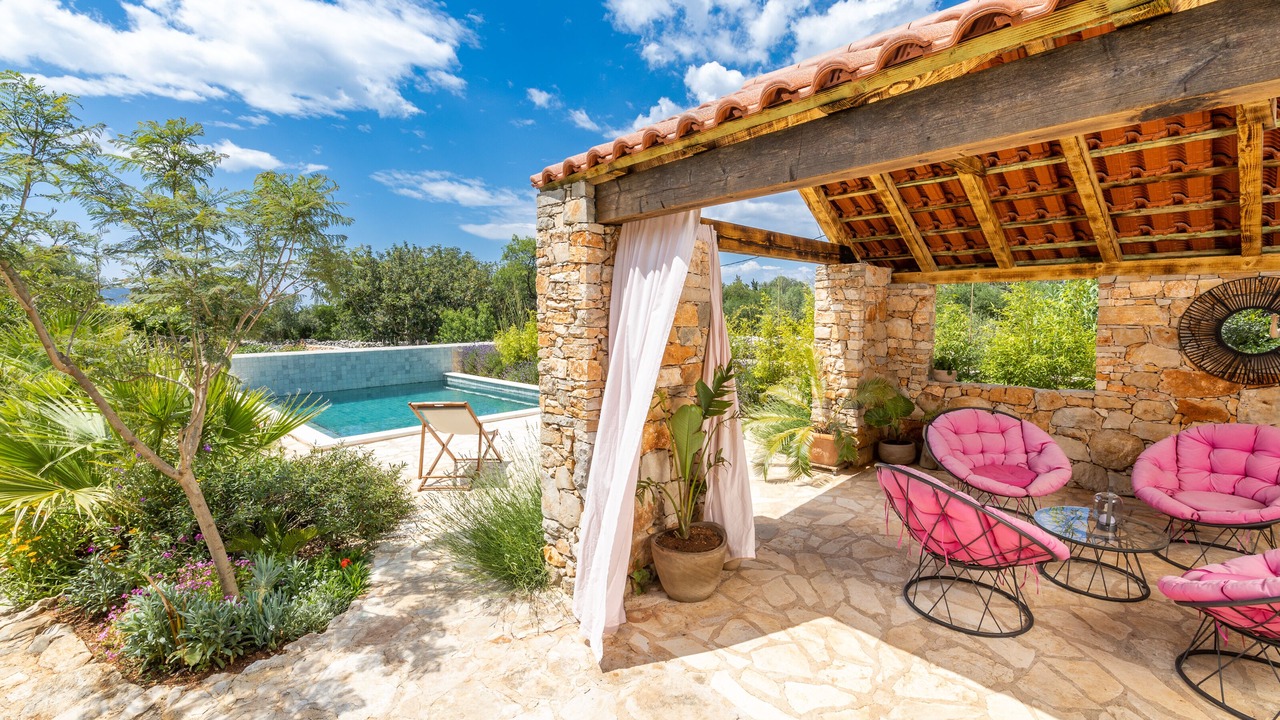 Photo of Outdoor in Rudina
