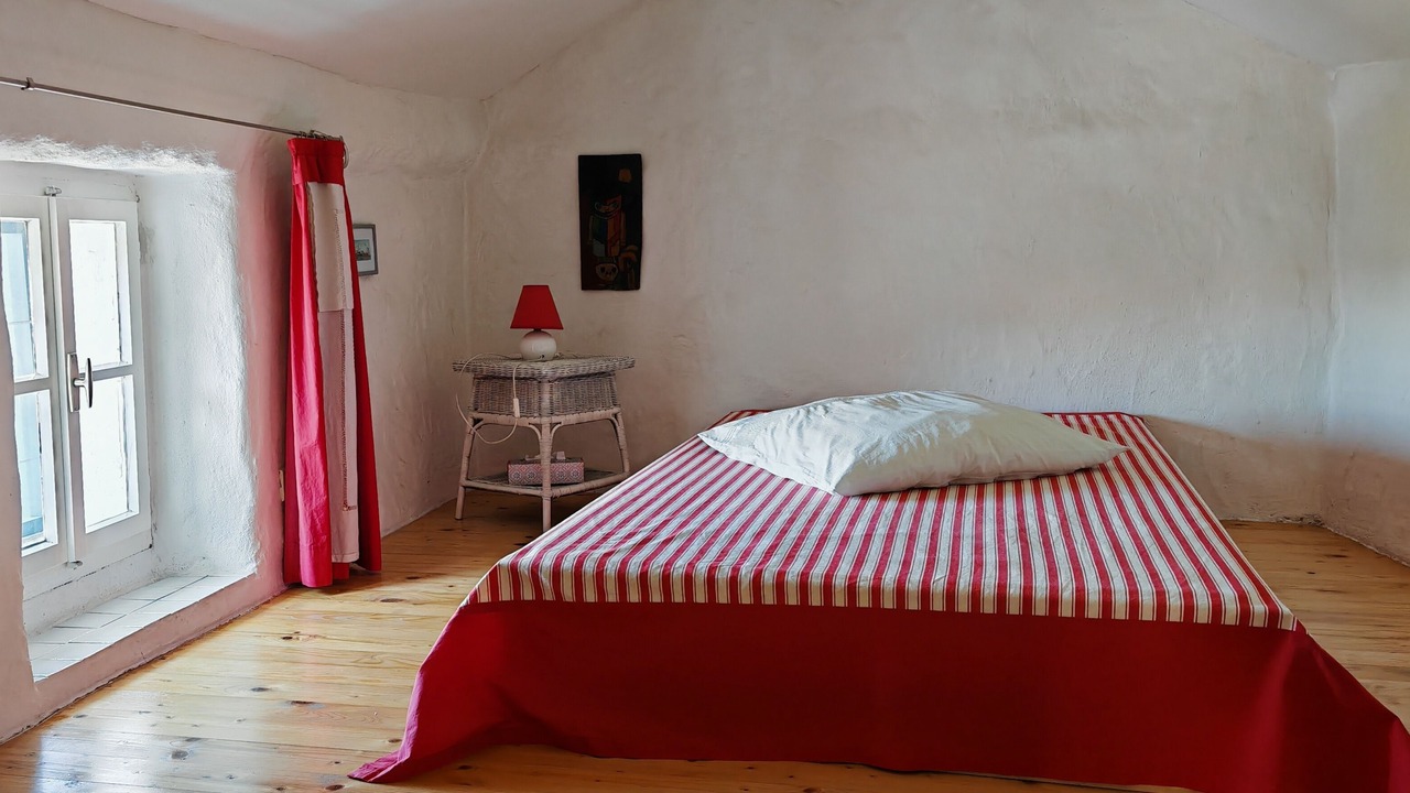 Photo of Bedroom in Kostabona