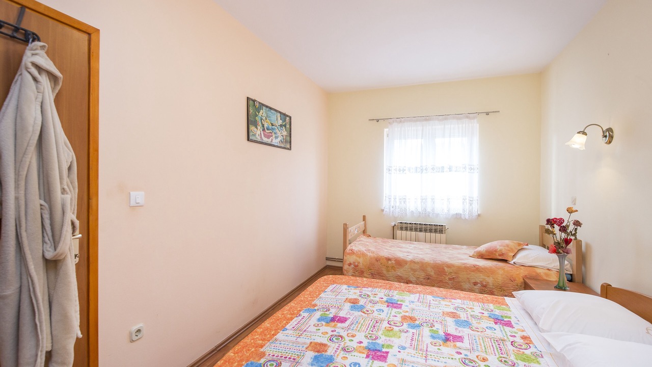Photo of Bedroom in Topid