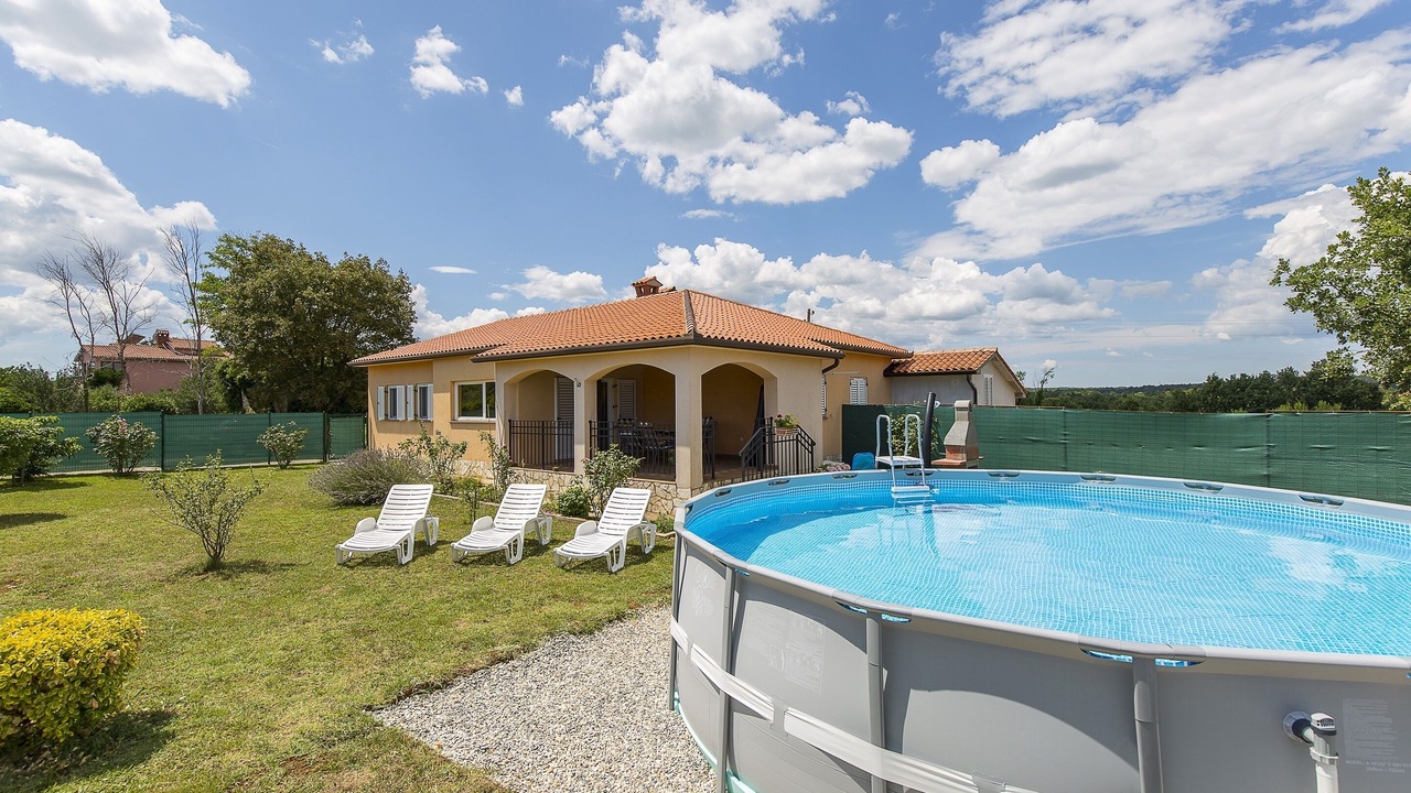 Photo of Outdoor in Topid