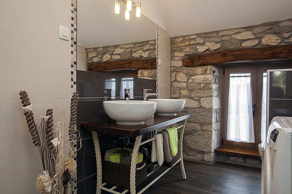 Photo of Bathroom in Buzet