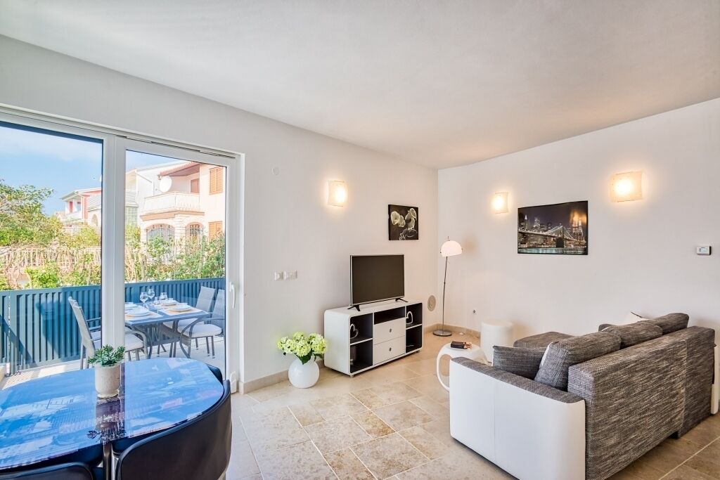 Photo of Livingroom in Borik