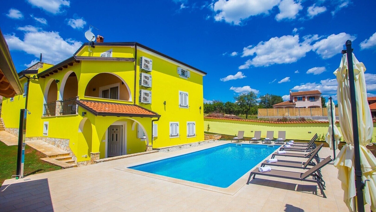 Photo of Outdoor in Musalez