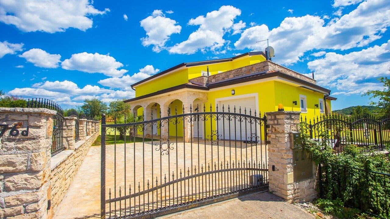 Photo of Outdoor in Musalez