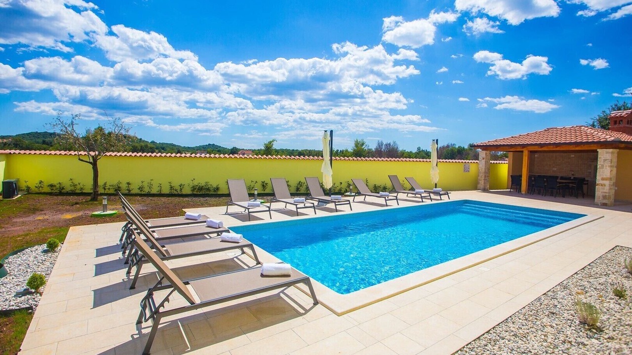 Photo of Outdoor in Musalez