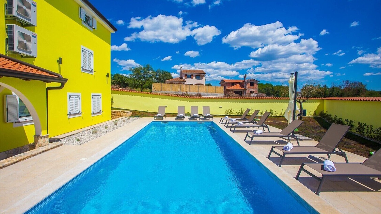Photo of Outdoor in Musalez