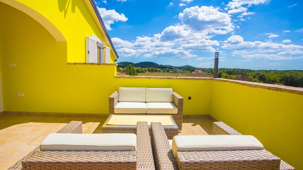 Photo of Patio Balcony in Musalez