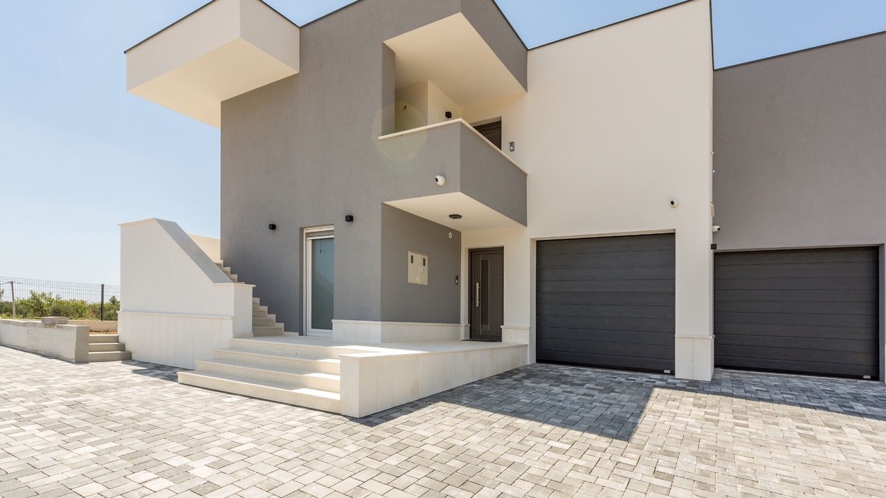Photo of Outdoor in Rudine