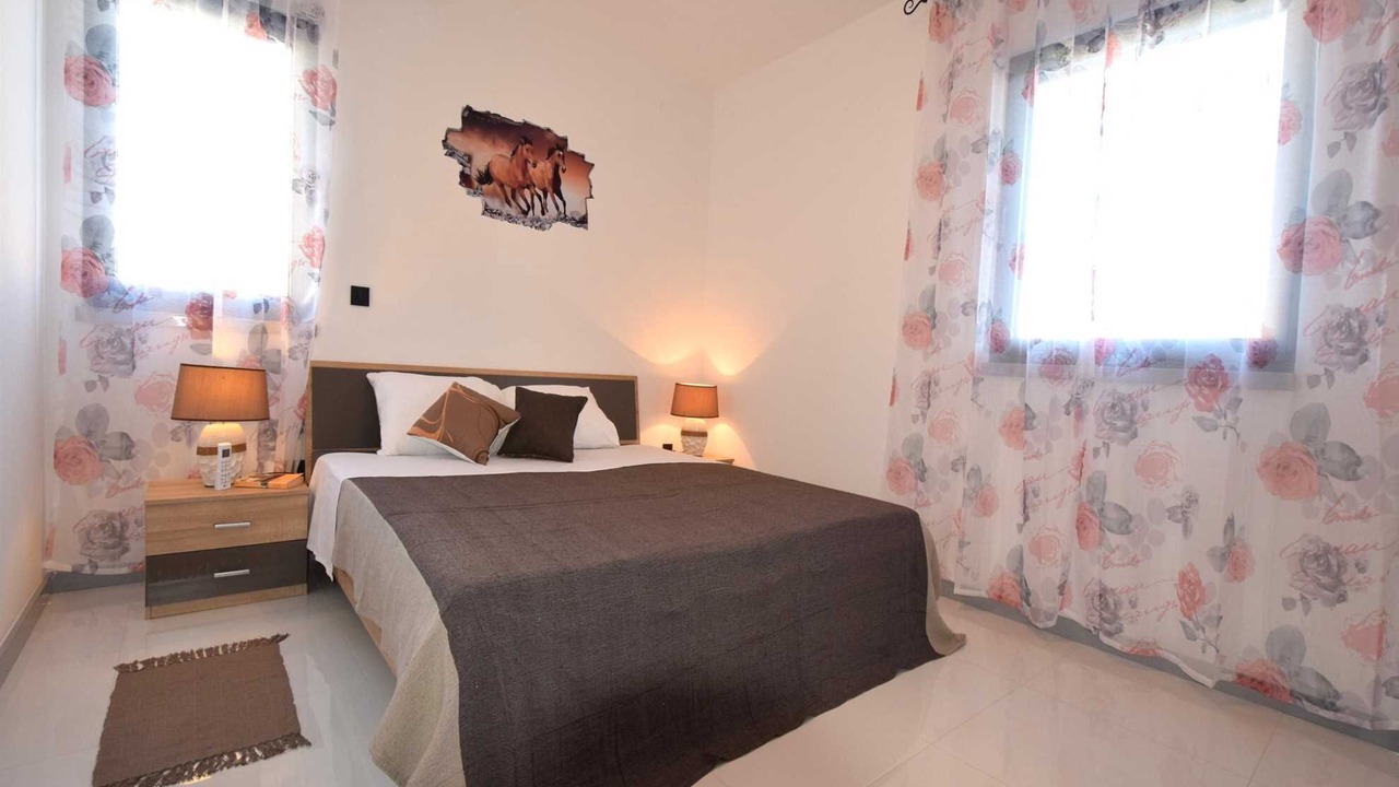 Photo of Bedroom in Porat