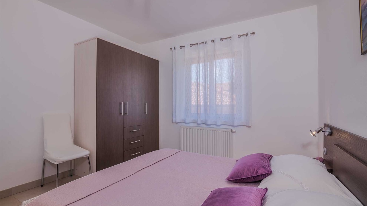 Photo of Bedroom in Porat