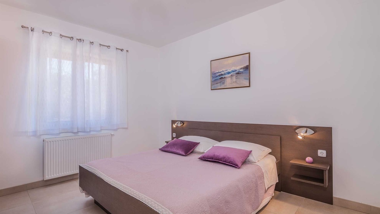 Photo of Bedroom in Porat