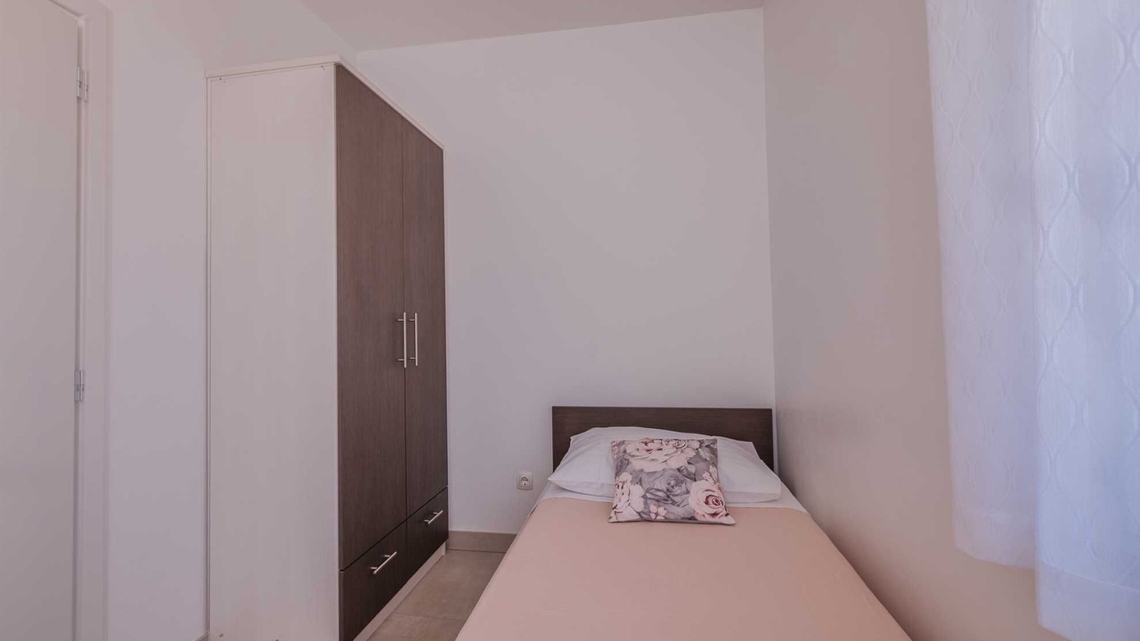 Photo of Bedroom in Porat