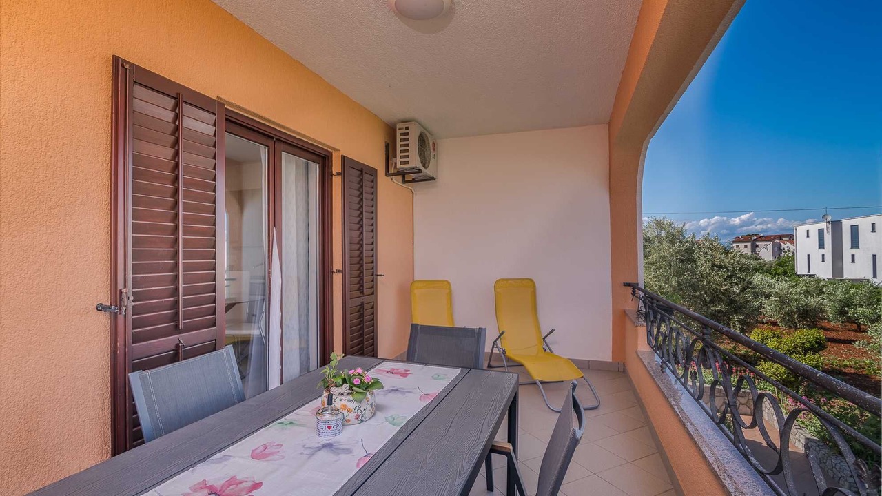 Photo of Outdoor in Porat