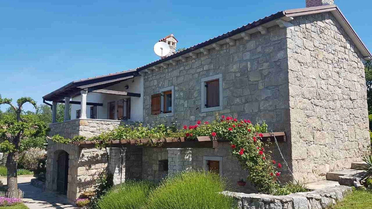 Photo of Outdoor in Kras