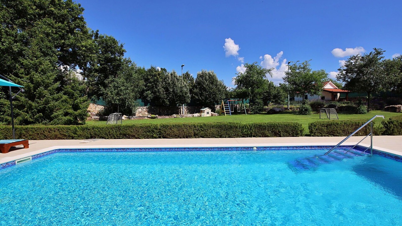 Photo of Outdoor in Caporice