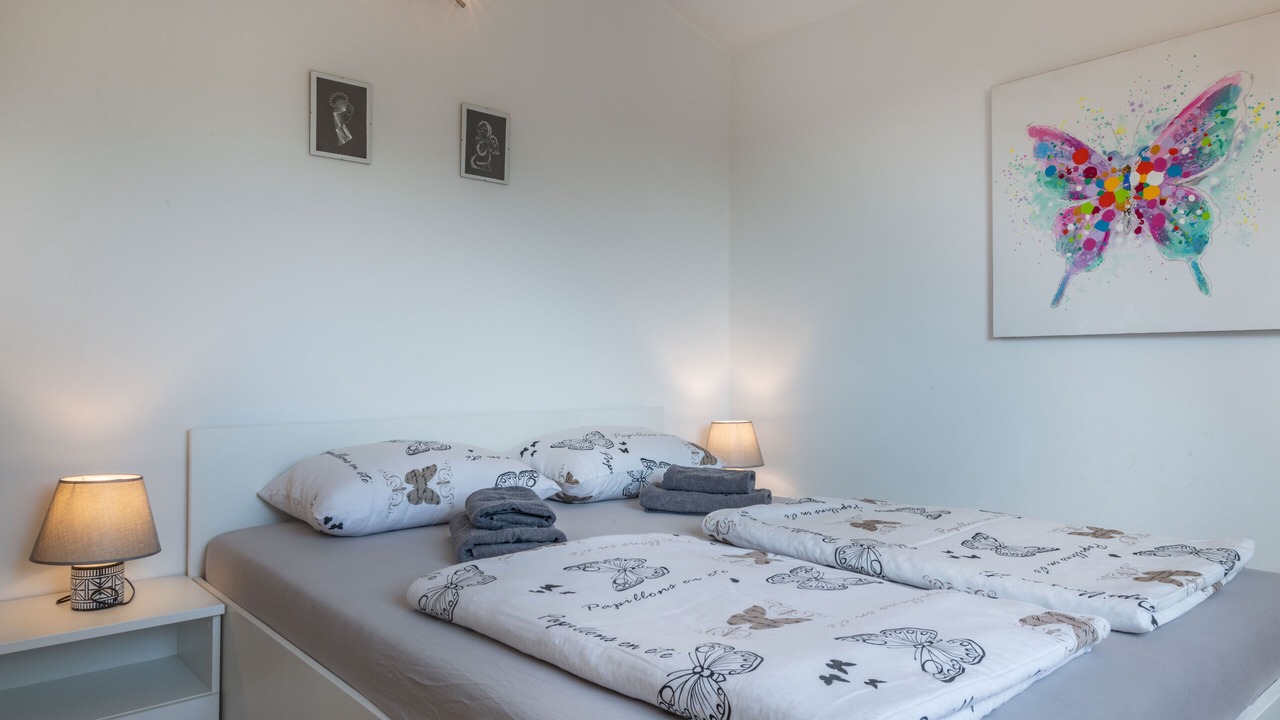 Photo of Bedroom in Loborika