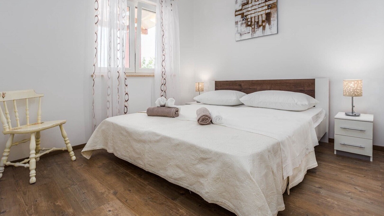 Photo of Bedroom in Funtana
