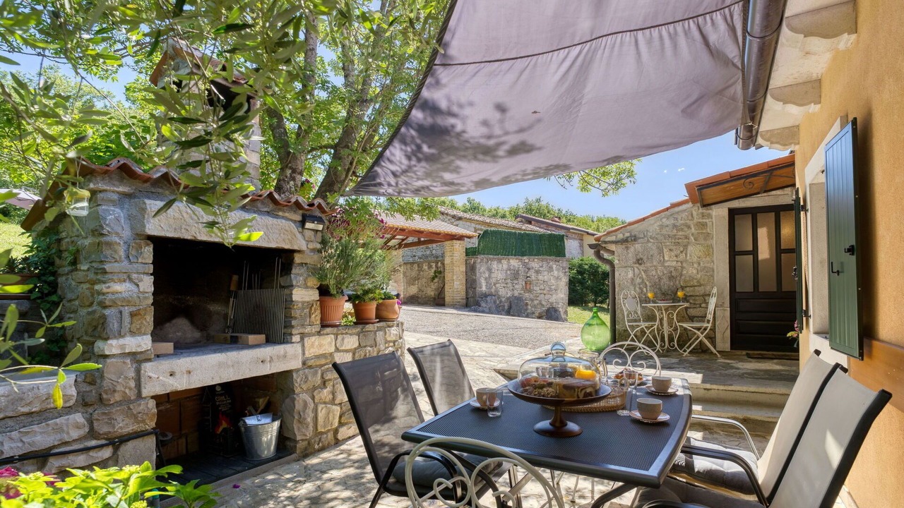 Photo of Outdoor in Grabri