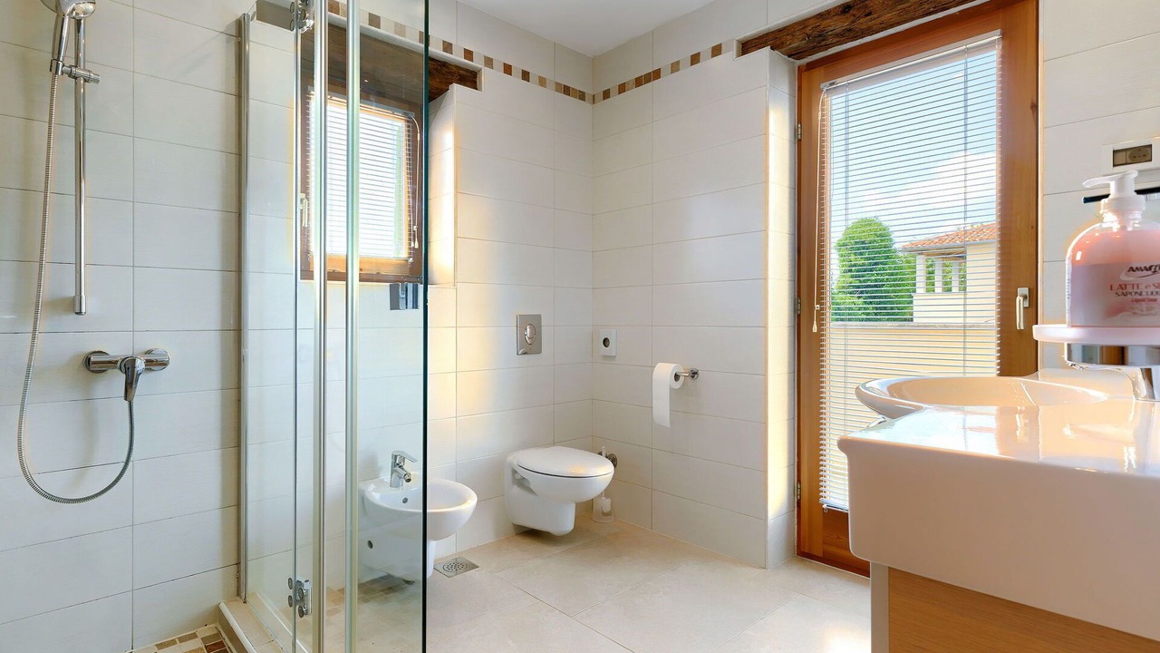Photo of Bathroom in Baredine