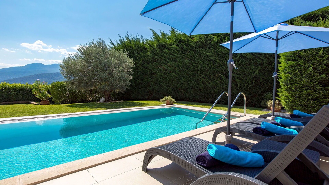 Photo of Outdoor in Rubesi