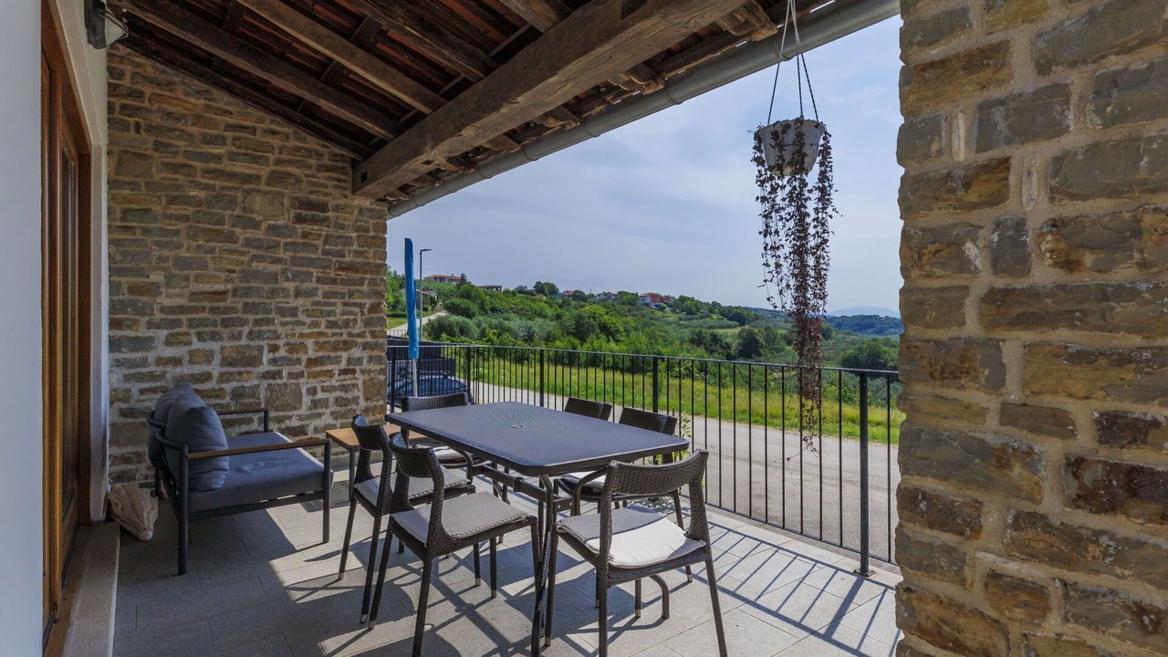 Photo of Outdoor in Baredine