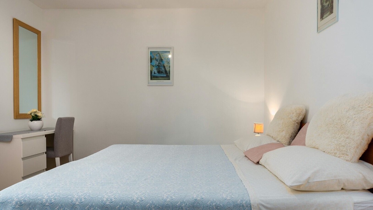 Photo of Bedroom in Funtana