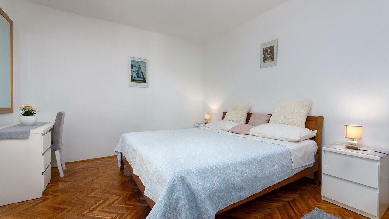 Photo of Bedroom in Funtana